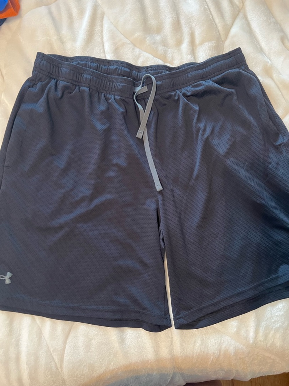 Under Armour Men’s black Athletic Mesh Shorts